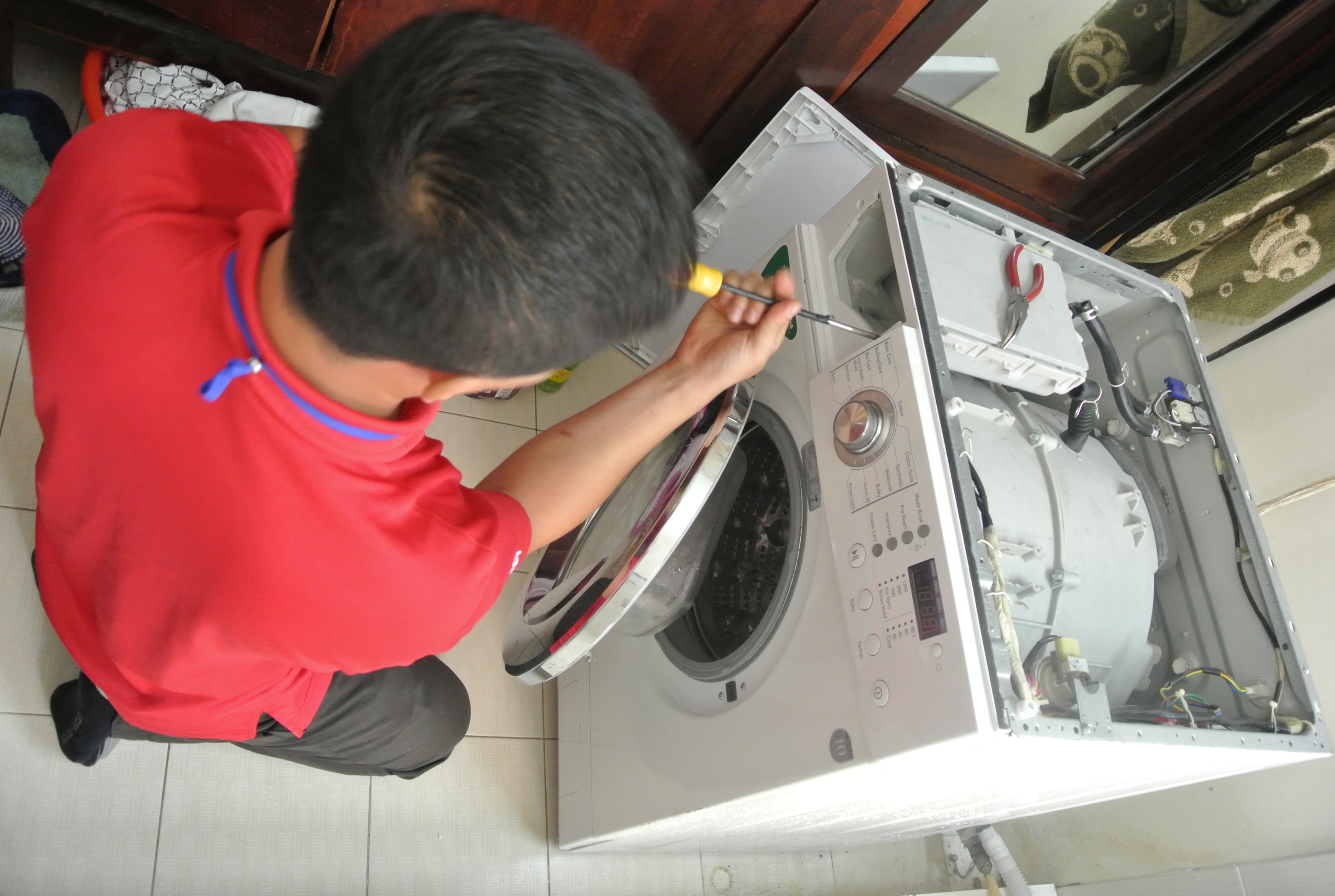 Sửa máy giặt không xả nước